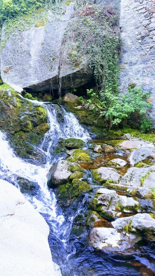 La Turr De Mezz Hotel Nesso Luaran gambar