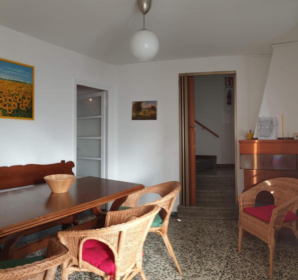 La Turr De Mezz Hotel Nesso Luaran gambar