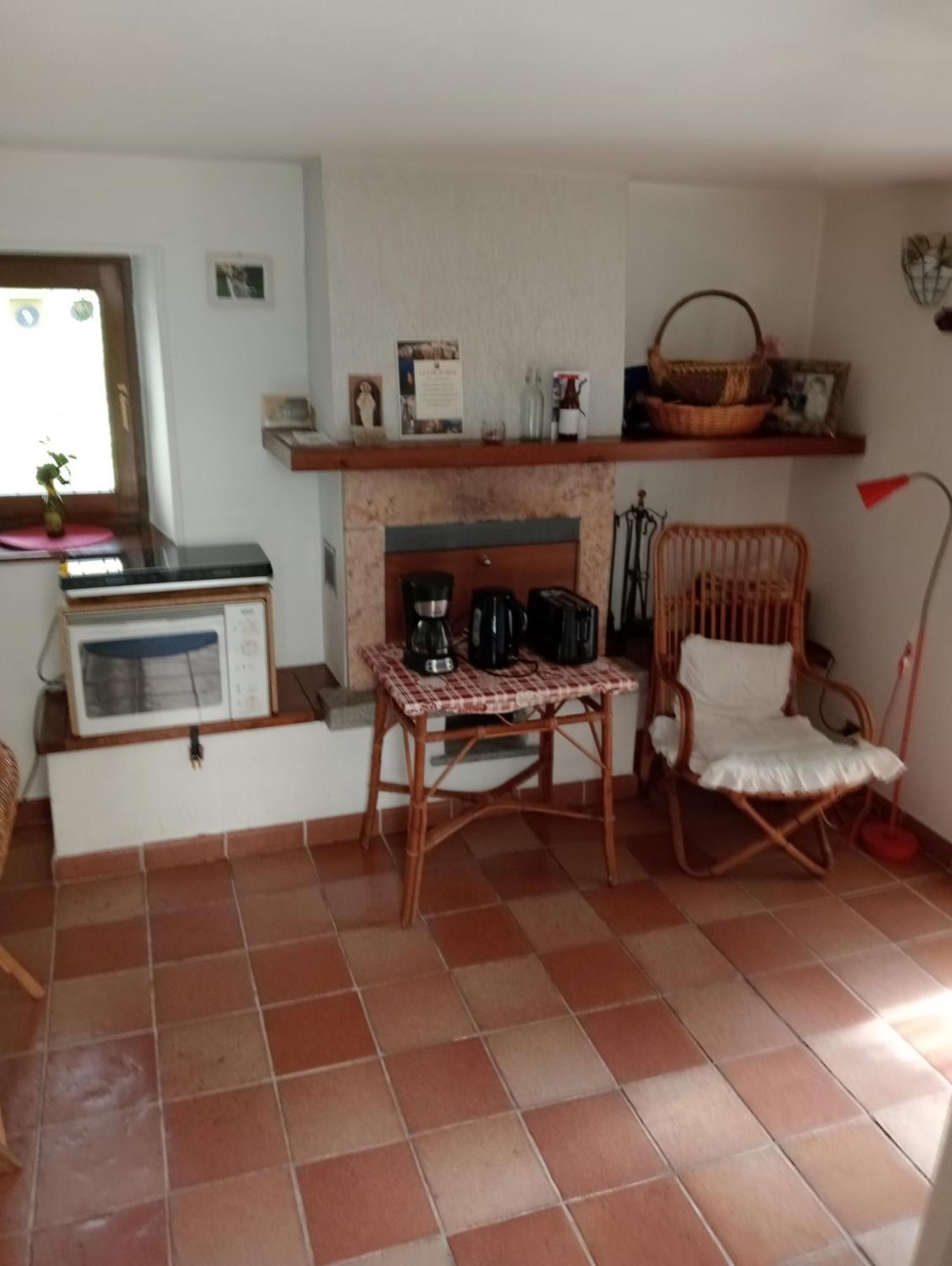 La Turr De Mezz Hotel Nesso Luaran gambar
