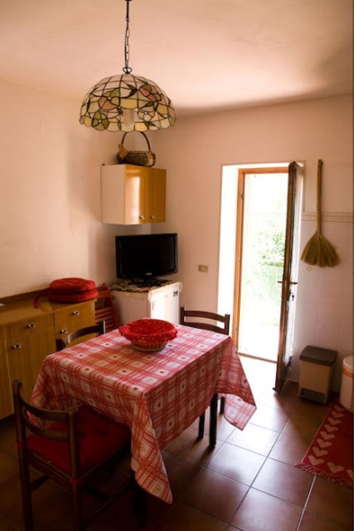 La Turr De Mezz Hotel Nesso Luaran gambar