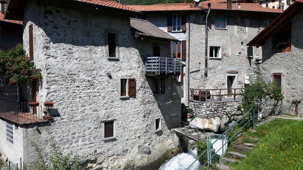 La Turr De Mezz Hotel Nesso Luaran gambar