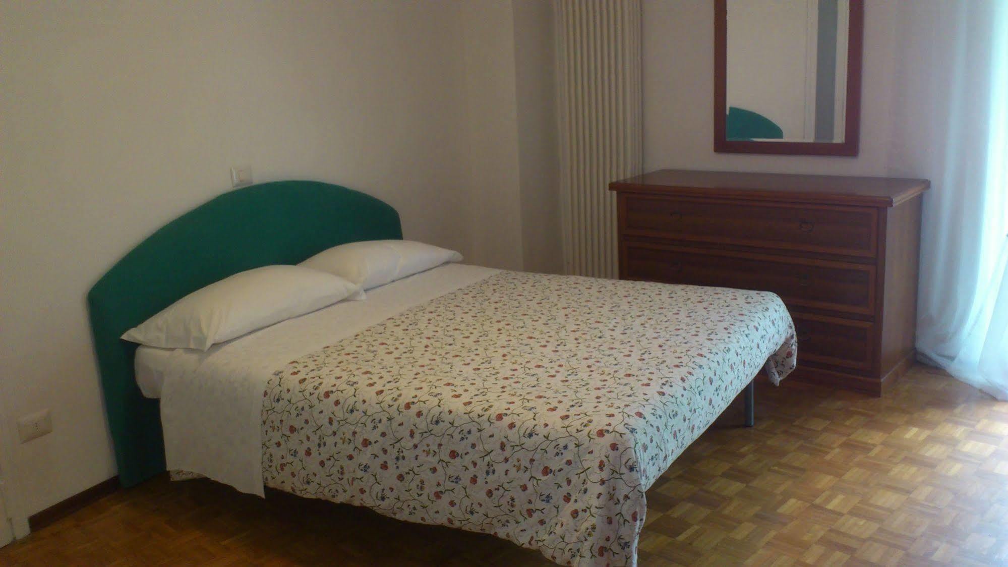 La Turr De Mezz Hotel Nesso Luaran gambar